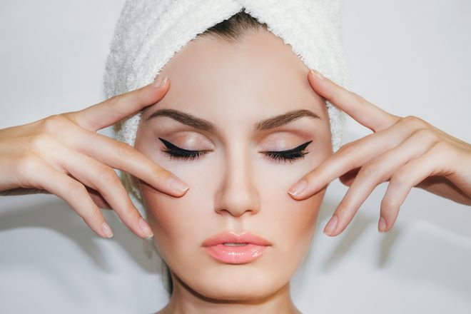 Is The Noninvasive “Thread Lift” The New Facelift?
